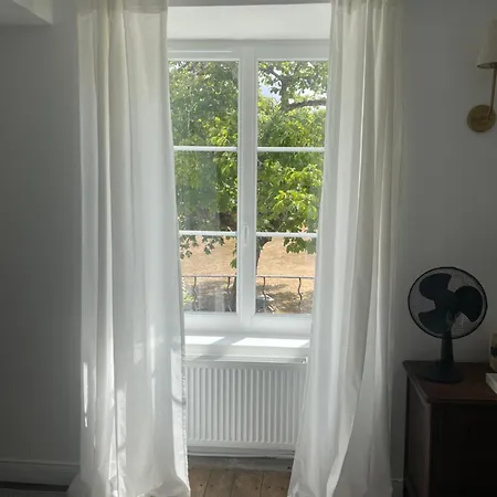 Le Grand Charde فندق مبيت وإفطار